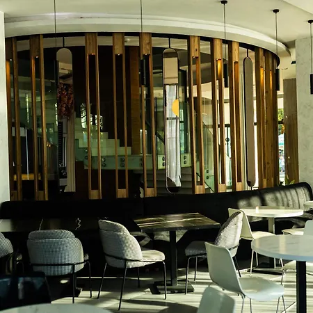 Riviera Blue Hotel