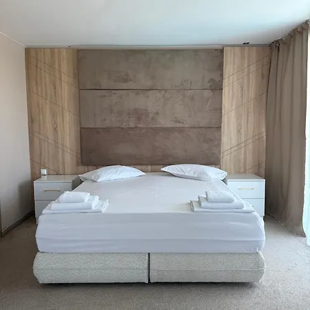 ривиера блу Хотел