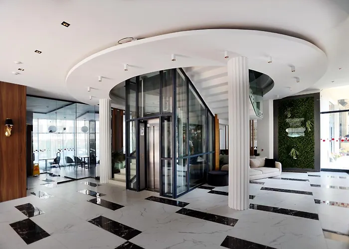 Хотел ривиера блу